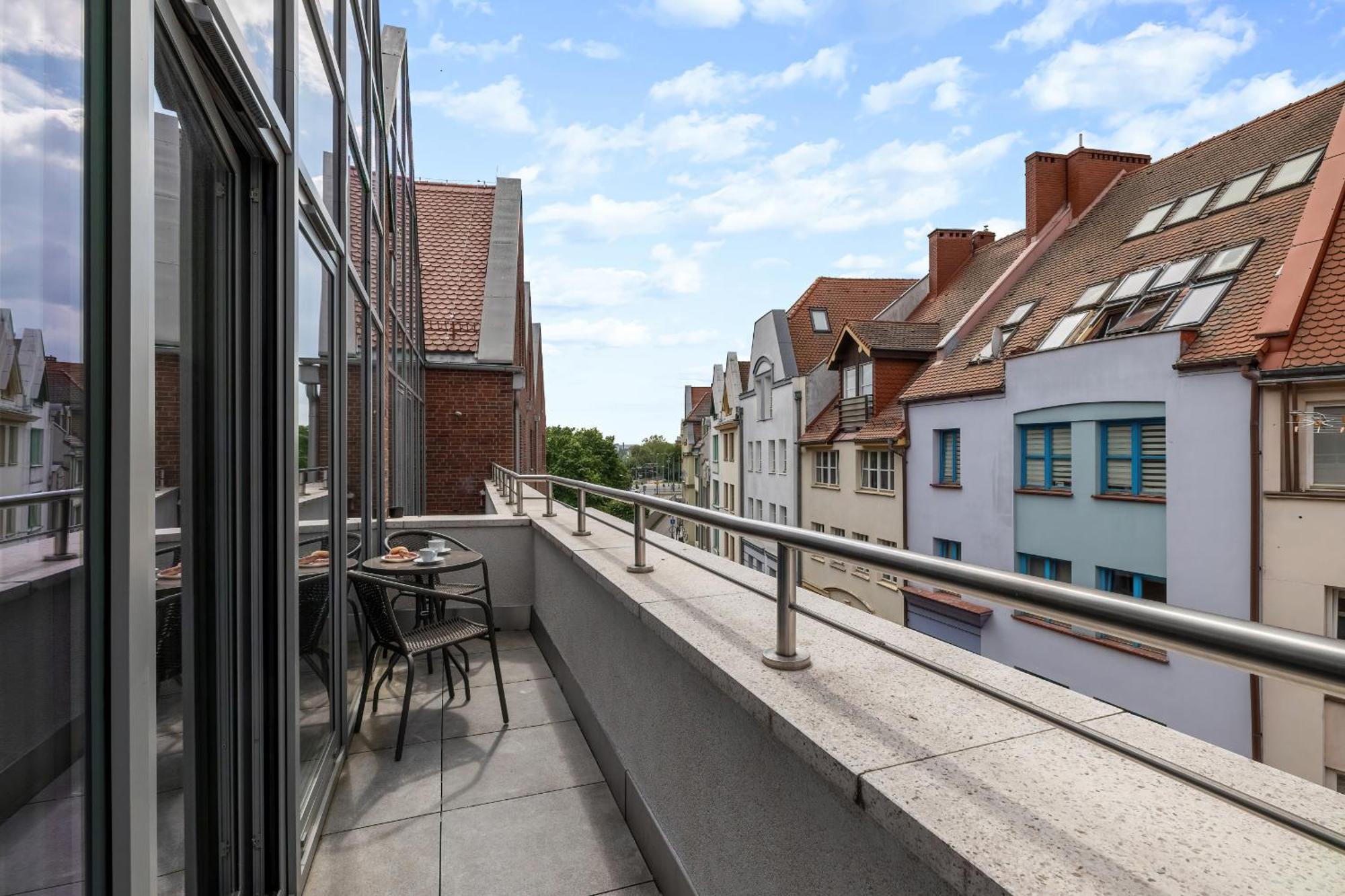 Gran & Marina Podzamcze Apartments Szczecin By Noclegi Renters Экстерьер фото